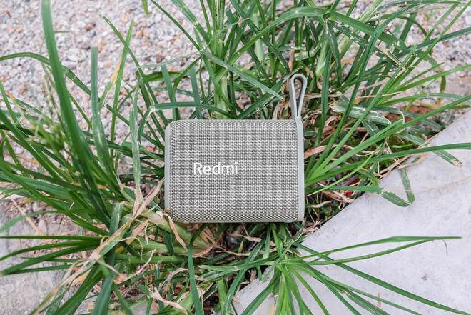 专为户外设计：Redmi蓝牙音箱体验九游会真人游戏第一品牌小体积大音量(图1)
