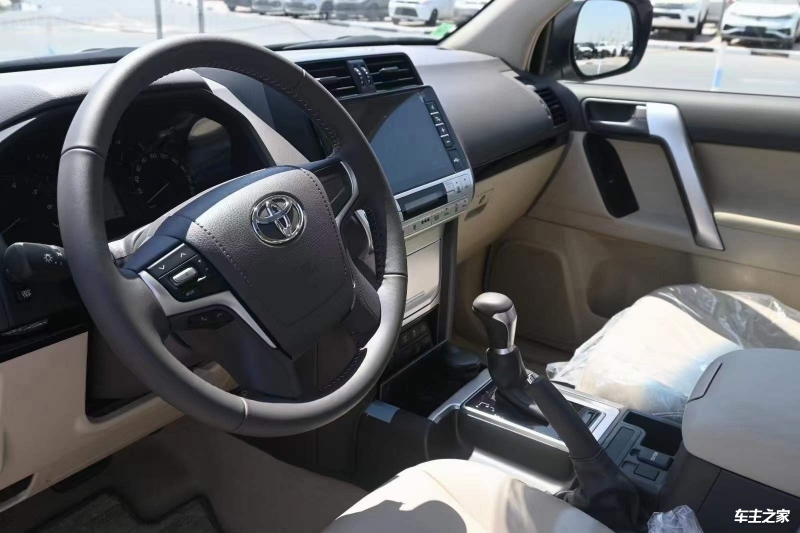 款霸道2700TXL气势十足设计风格j9九游会真人游戏第一中东版2023(图3)